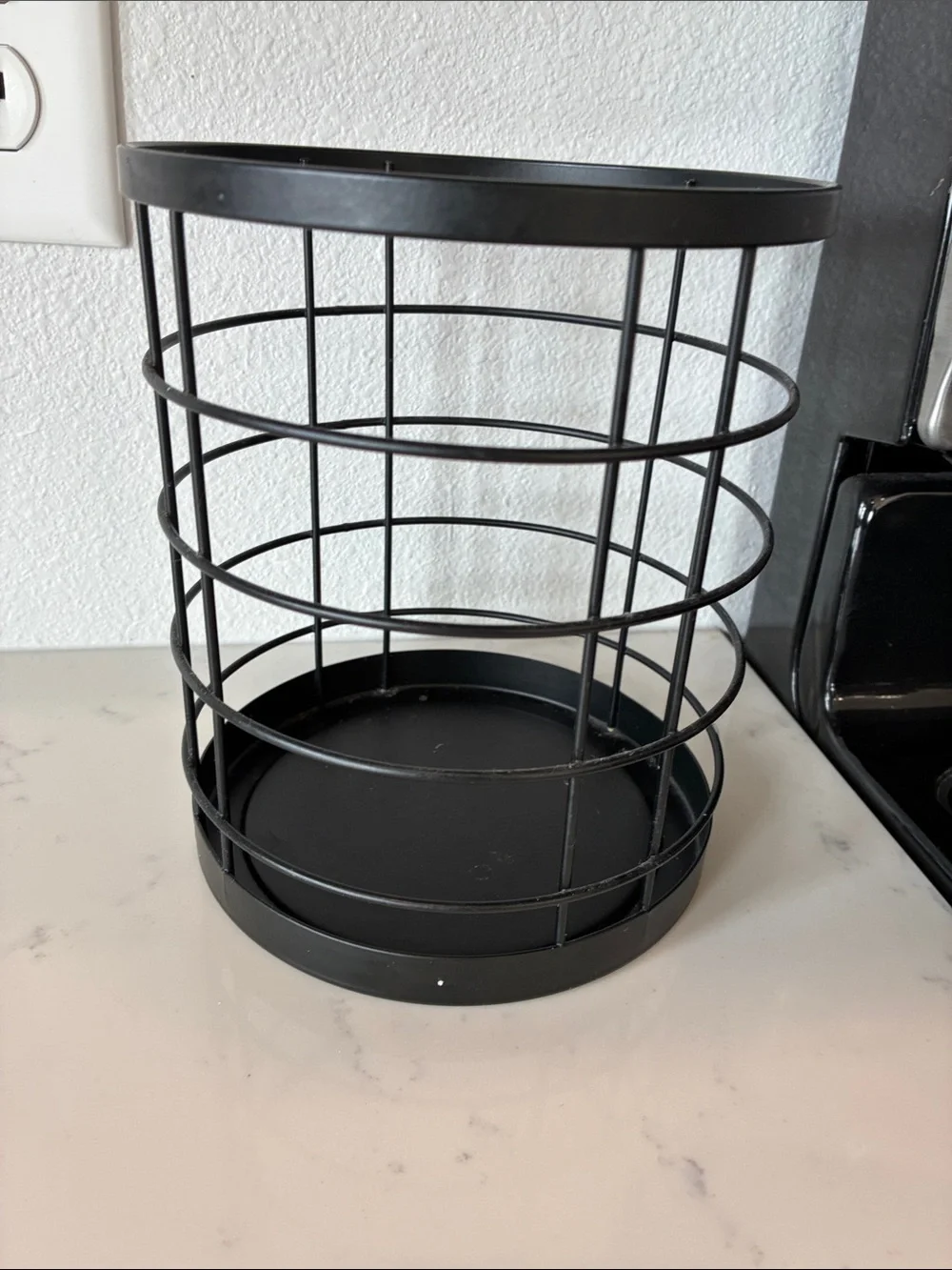 Black Metal Wire Utensil Holder